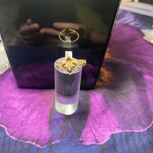 Solid 18k Dubai Yellow Gold Ring - GORGEOUS! Brand New! 2025 LISTING!
7.5